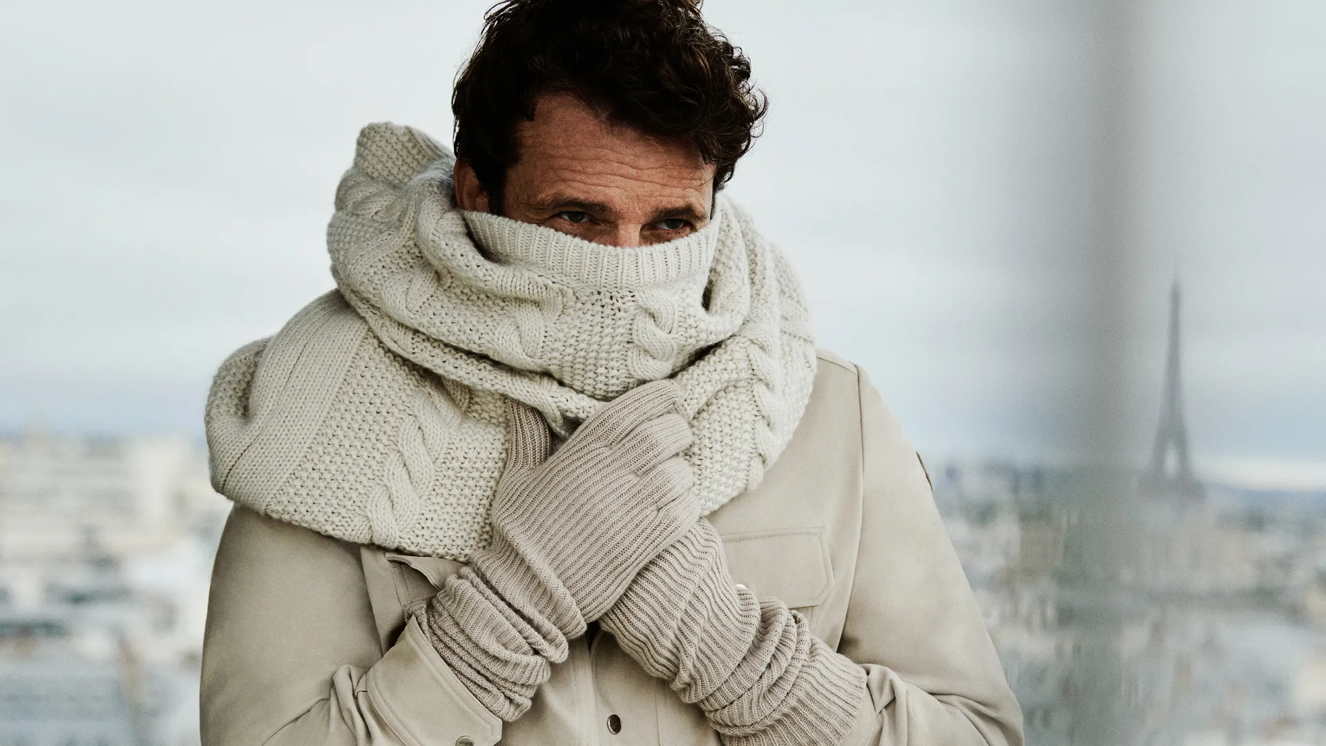 MONCLER 白マフラー Moncler | Fall-Winter 2024 Collection
